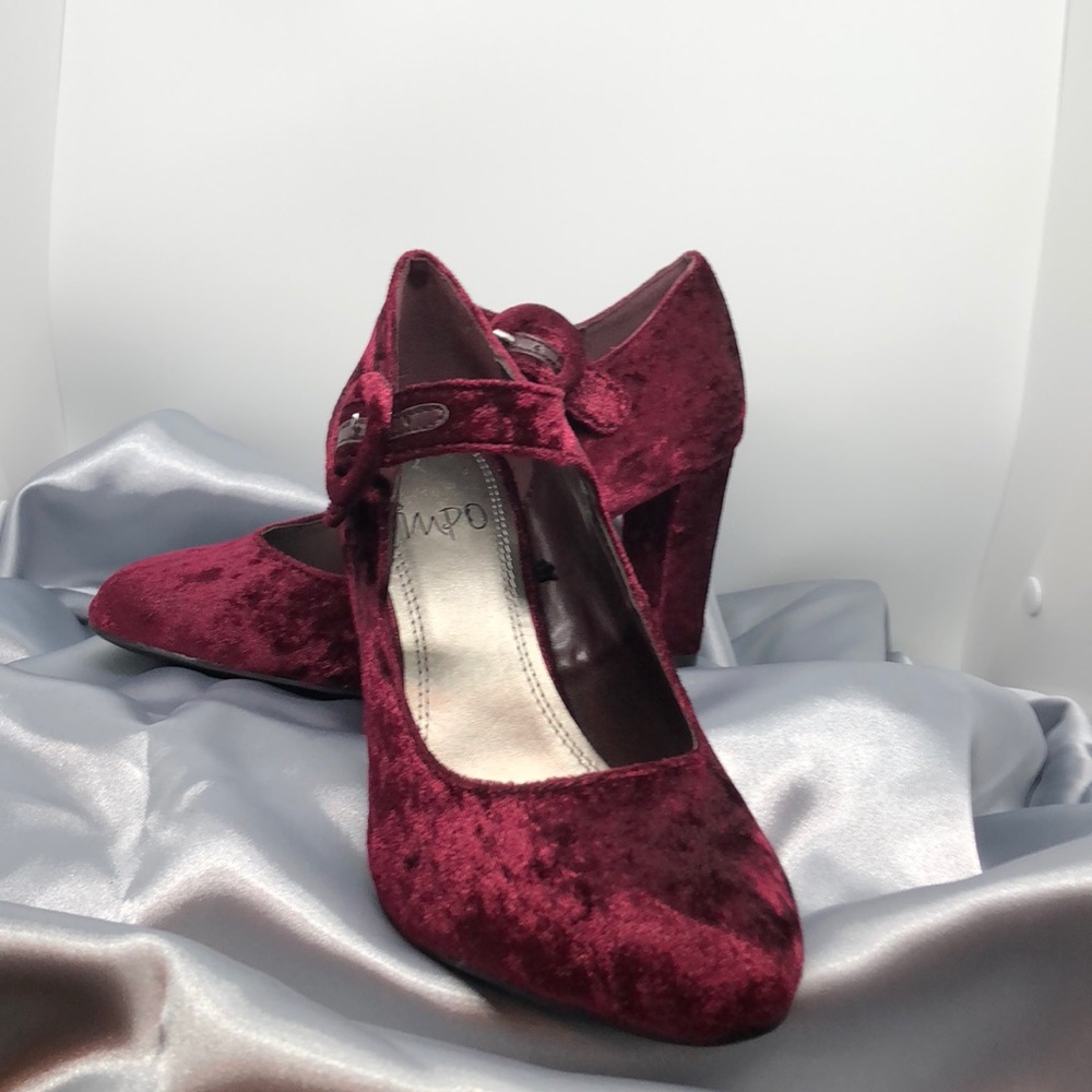 Impo  heels